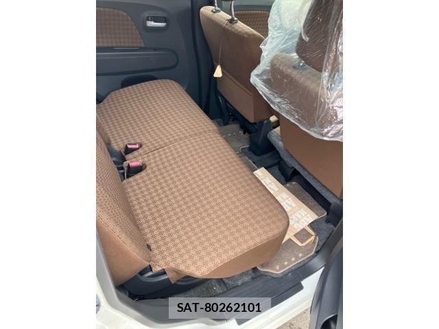 Nissan MOCO 2014-11 8413713-12