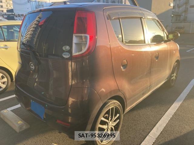 Nissan MOCO 2007-02 8413721-4