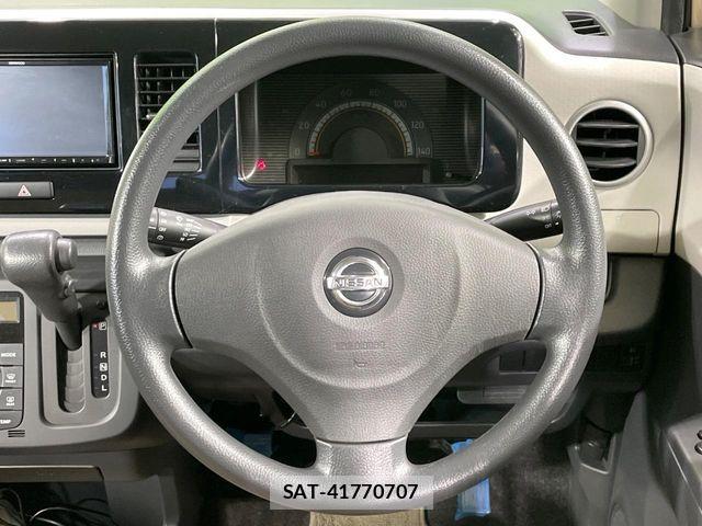 Nissan MOCO 2012-01 8413710-9