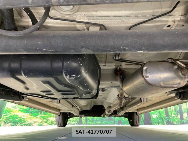 Nissan MOCO 2012-01 8413710-17