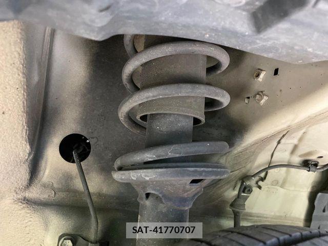 Nissan MOCO 2012-01 8413710-18