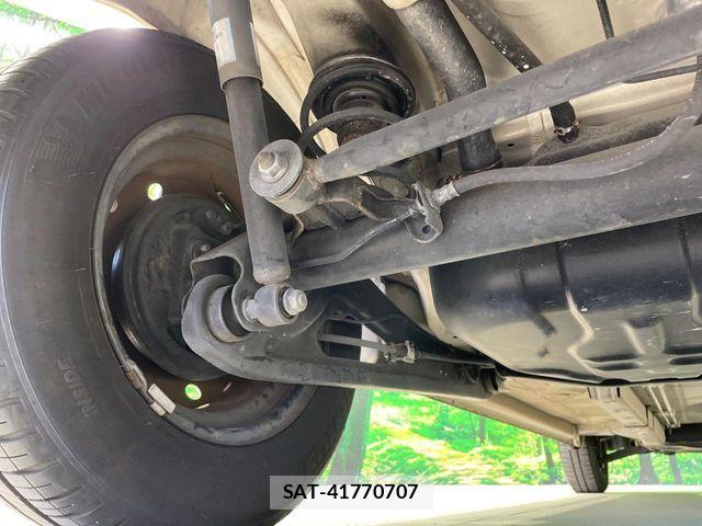 Nissan MOCO 2012-01 8413710-19