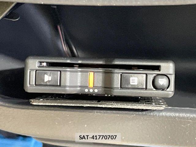 Nissan MOCO 2012-01 8413710-4