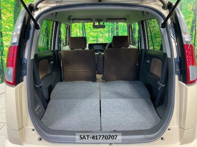Nissan MOCO 2012-01 8413710-8