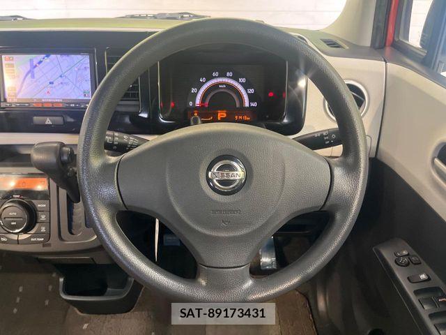 Nissan MOCO 2013-06 8438450-10