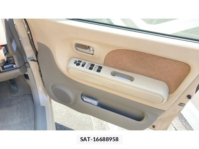 Nissan MOCO 2007-03 8457936-11