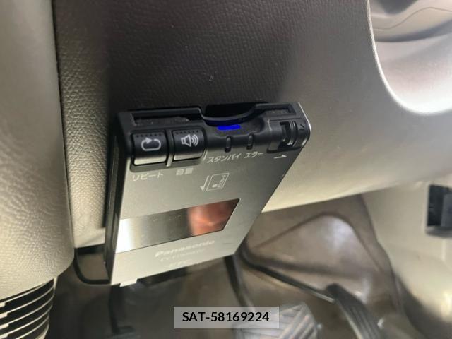 Nissan MOCO 2007-10 8457935-23