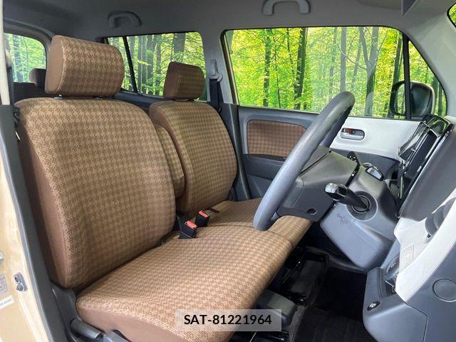 Nissan MOCO 2011-11 8457114-7