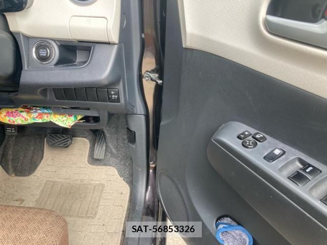 Nissan MOCO 2012-04 8457107-10