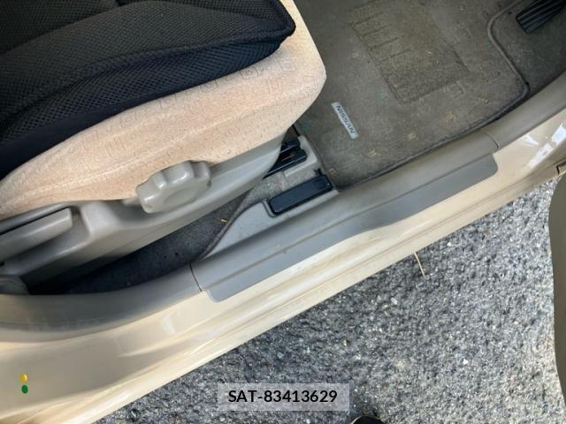 Nissan MOCO 2006-04 8525856-17