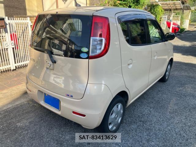 Nissan MOCO 2006-04 8525856-5