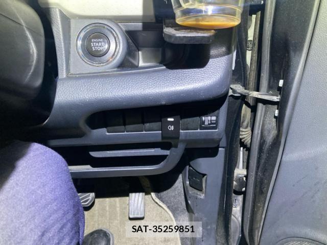 Nissan MOCO 2012-07 8525863-11