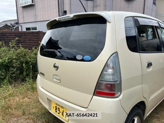 Nissan MOCO 2005-01 8525864-2