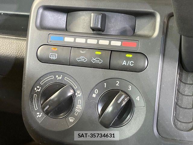 Nissan MOCO 2014-01 8525849-19