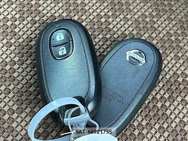 Nissan MOCO 2014-03 8562751-25