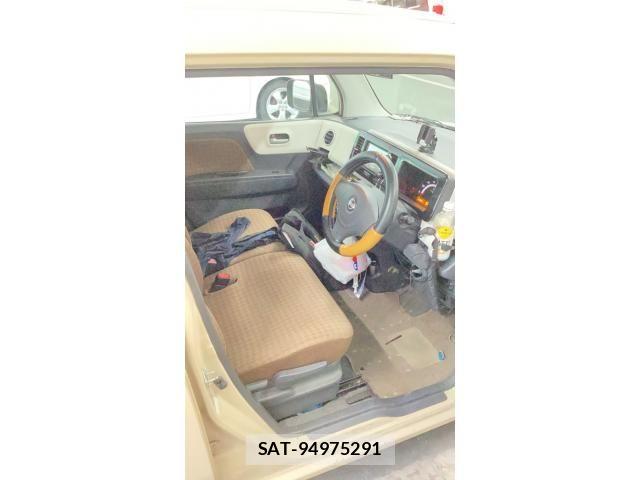 Nissan MOCO 2011-02 8562755-7