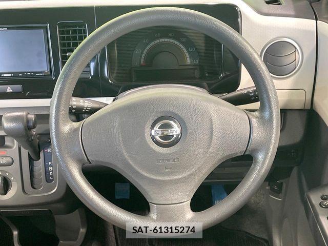 Nissan MOCO 2013-12 8660357-9