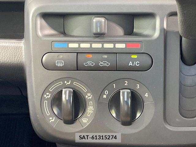 Nissan MOCO 2013-12 8660357-3