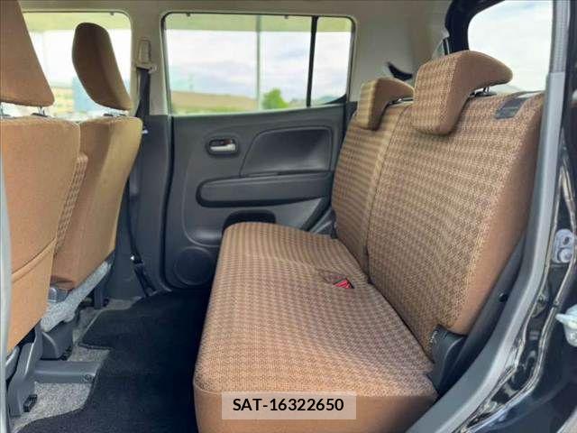 Nissan MOCO 2013-12 8660360-17