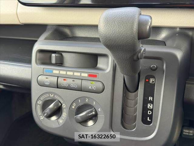Nissan MOCO 2013-12 8660360-5