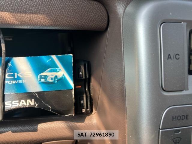 Nissan MOCO 2009-03 8666557-20