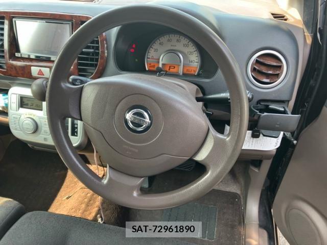 Nissan MOCO 2009-03 8666557-8