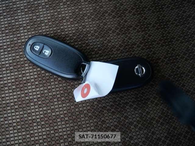 Nissan MOCO 2016-02 8660359-17