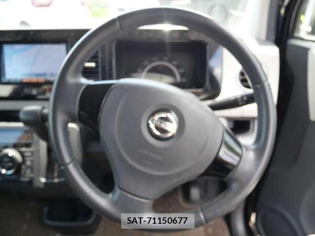 Nissan MOCO 2016-02 8660359-28
