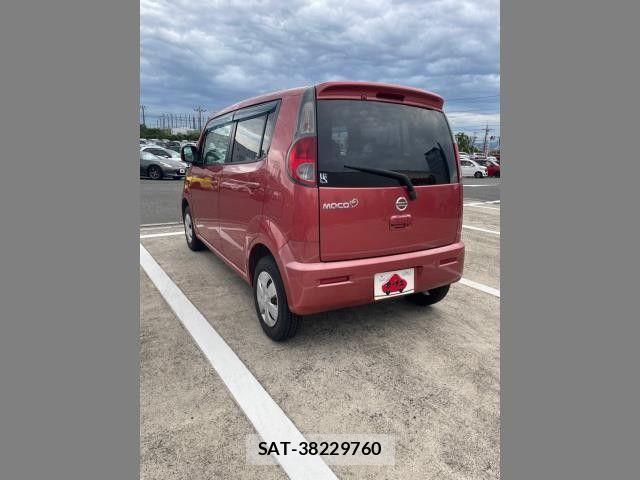 Nissan MOCO 2011-03 8660361-2