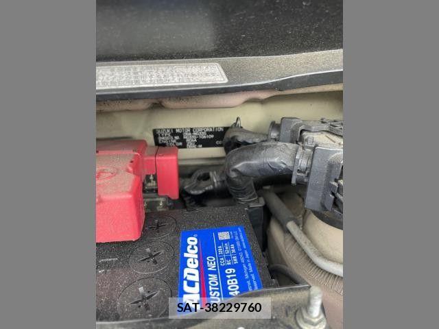 Nissan MOCO 2011-03 8660361-4