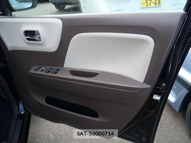 Nissan MOCO 2015-07 8660358-10