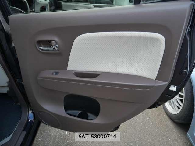 Nissan MOCO 2015-07 8660358-11