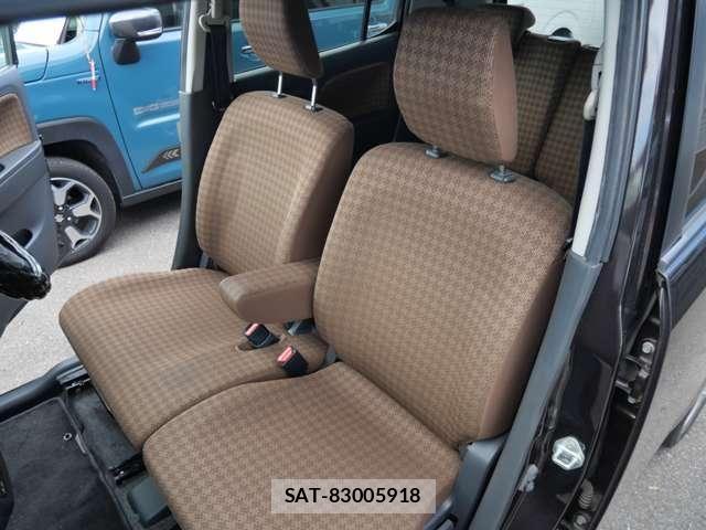 Nissan MOCO 2013-01 8685998-17