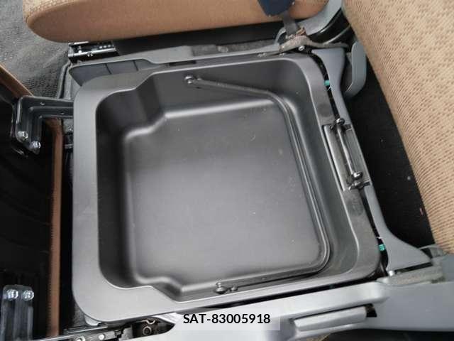 Nissan MOCO 2013-01 8685998-18