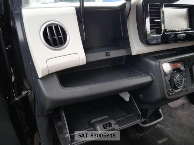 Nissan MOCO 2013-01 8685998-20