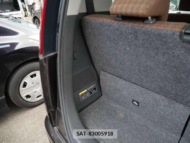 Nissan MOCO 2013-01 8685998-22