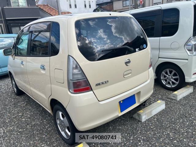 Nissan MOCO 2005-03 8686004-9