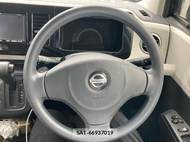 Nissan MOCO 2011-10 8744248-10
