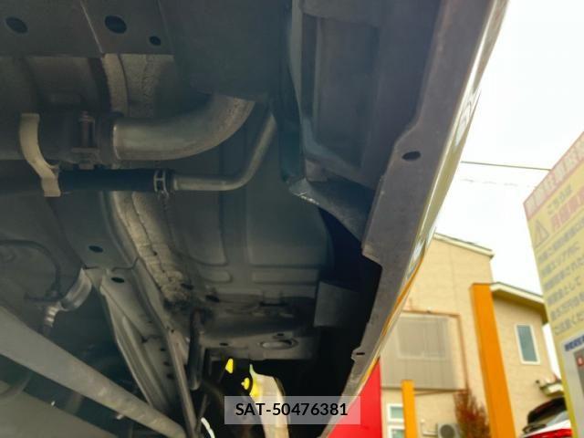 Nissan MOCO 2011-11 8744230-15