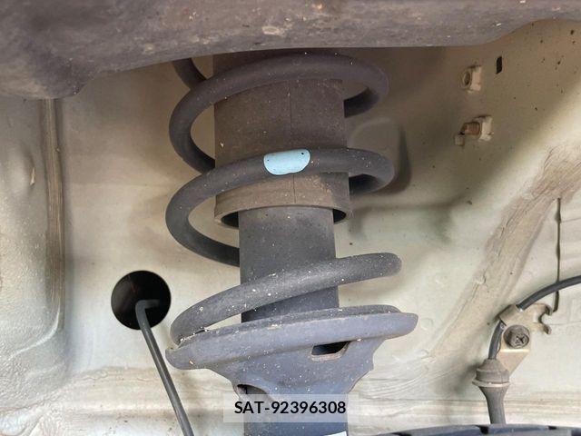 Nissan MOCO 2012-08 8744224-19