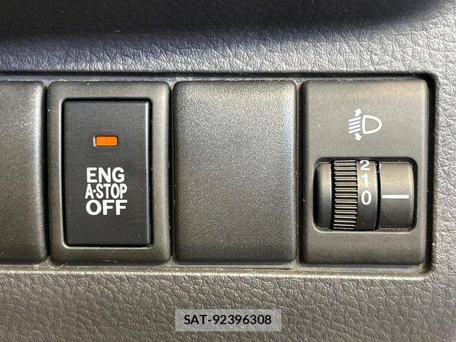 Nissan MOCO 2012-08 8744224-6