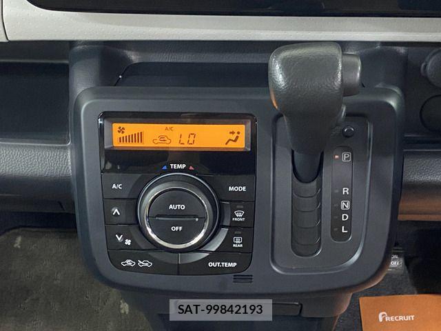 Nissan MOCO 2011-11 8744220-9