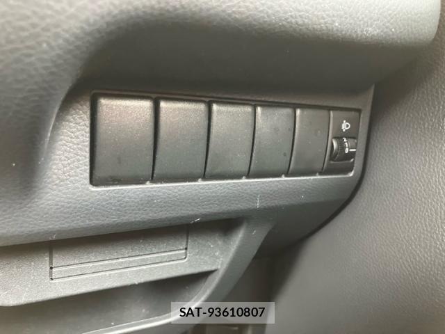 Nissan MOCO 2013-08 8744246-16