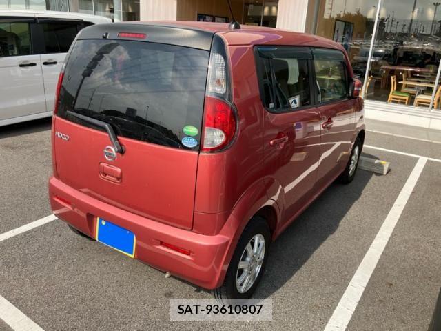 Nissan MOCO 2013-08 8744246-2