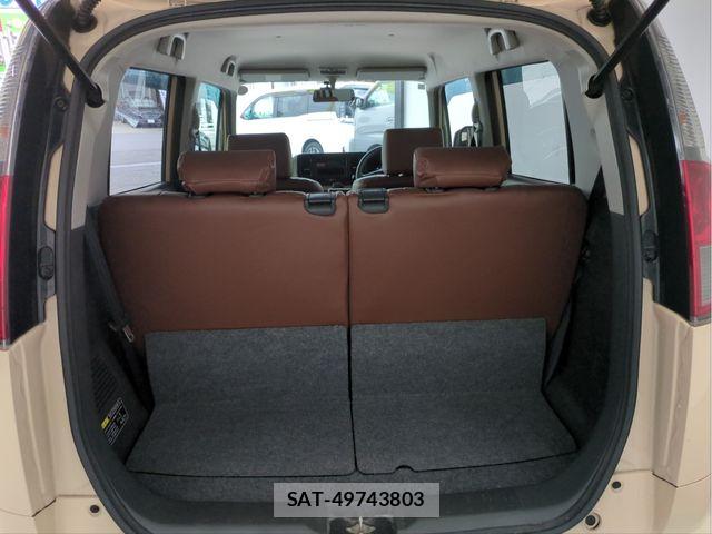 Nissan MOCO 2012-04 8744223-6