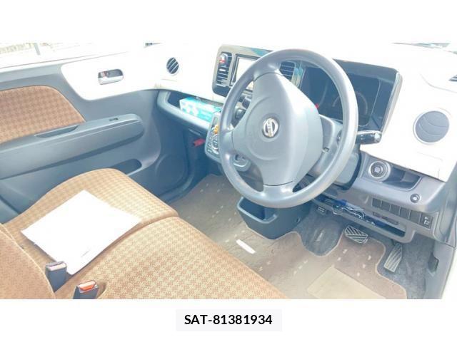Nissan MOCO 2012-01 8781108-7