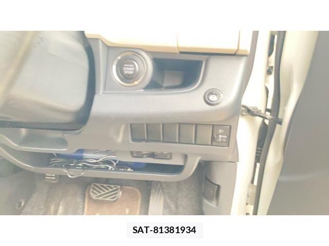 Nissan MOCO 2012-01 8781108-8