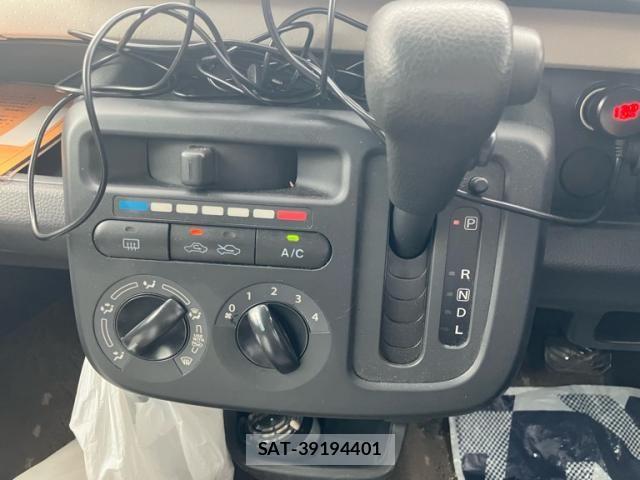 Nissan MOCO 2014-02 8796732-17