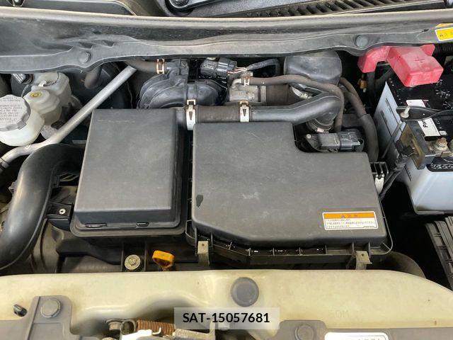 Nissan MOCO 2013-11 8830460-17