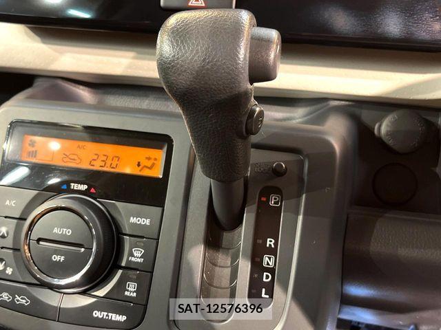 Nissan MOCO 2012-02 8830459-6